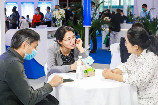 展會現場圖片.jpg 展會現場圖片.jpg